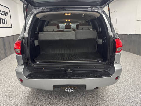2013 Toyota Sequoia SR5