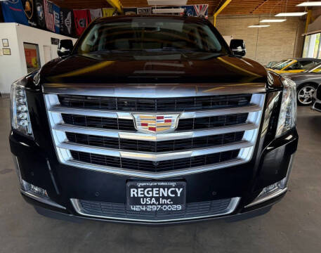 2018 Cadillac Escalade Luxury