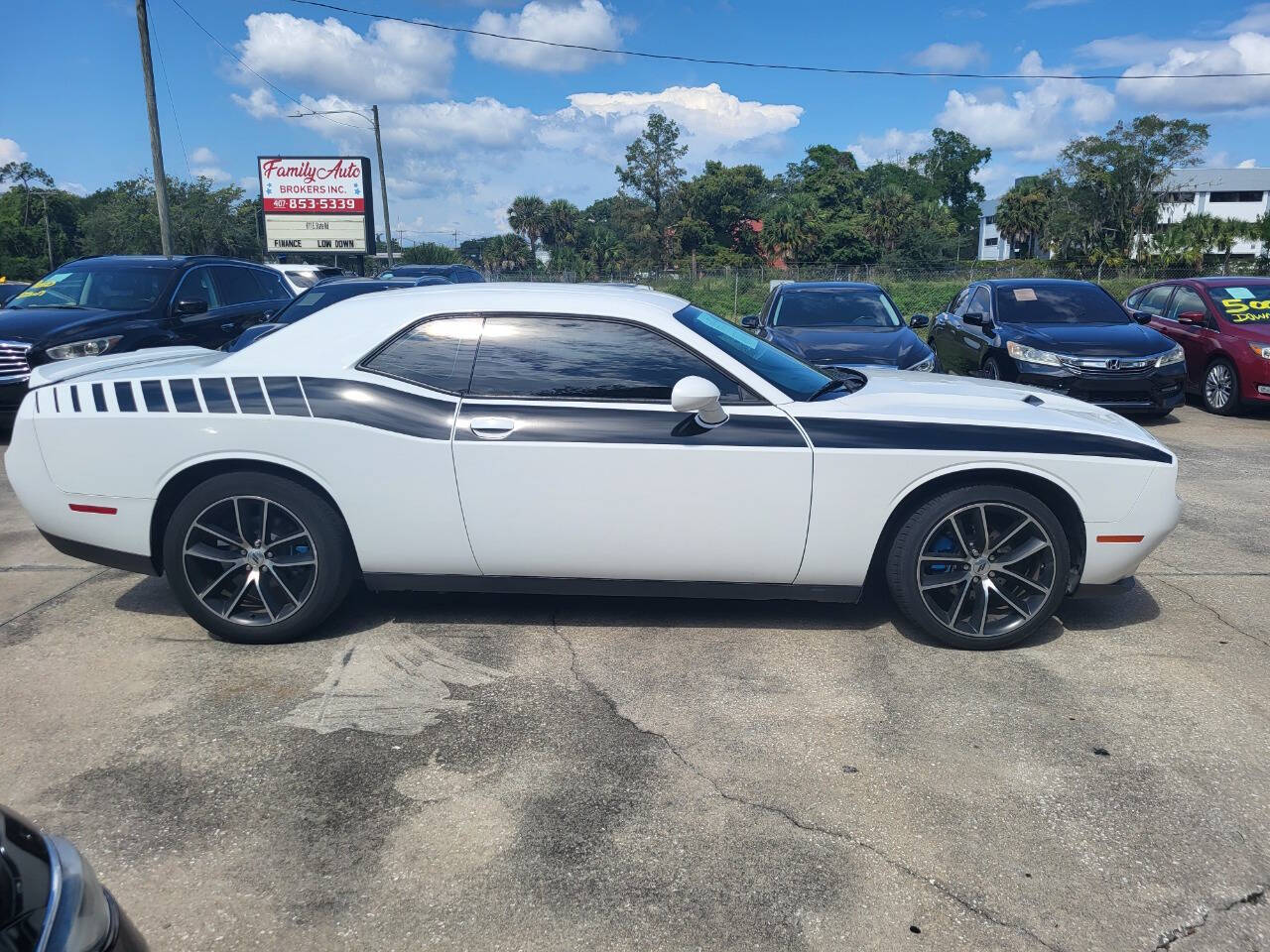 2019 Dodge Challenger for sale at FAMILY AUTO BROKERS in Longwood, FL