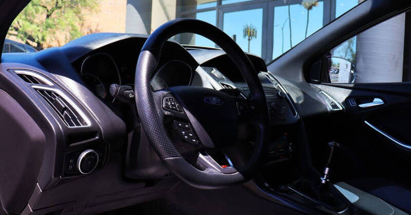 2018 Ford Focus ST