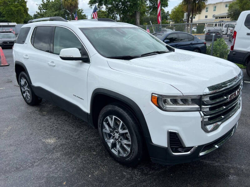 2023 GMC Acadia SLT