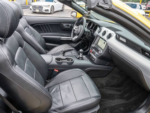 2017 Ford Mustang EcoBoost Premium
