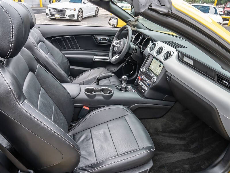 2017 Ford Mustang EcoBoost Premium