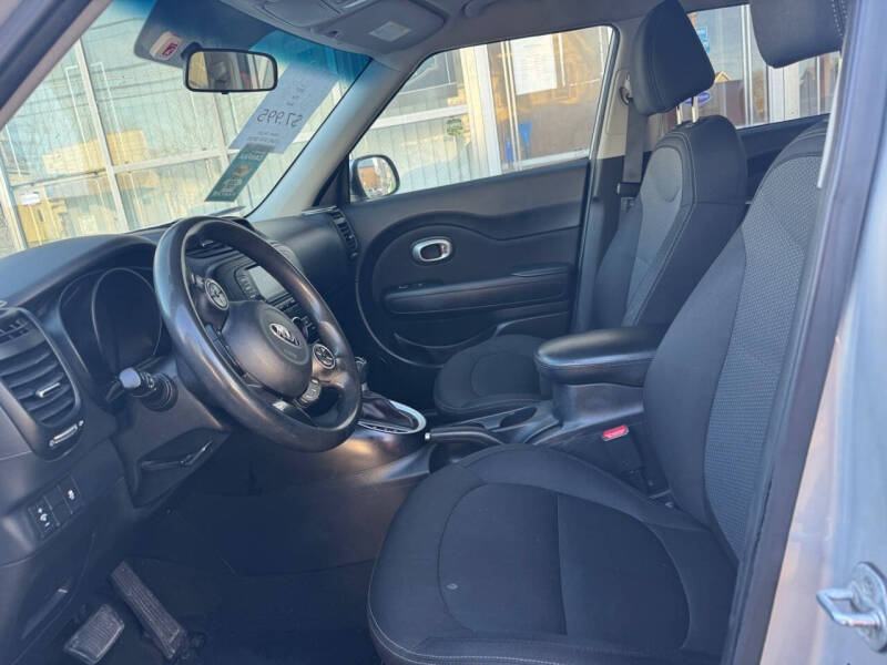 2017 Kia Soul +