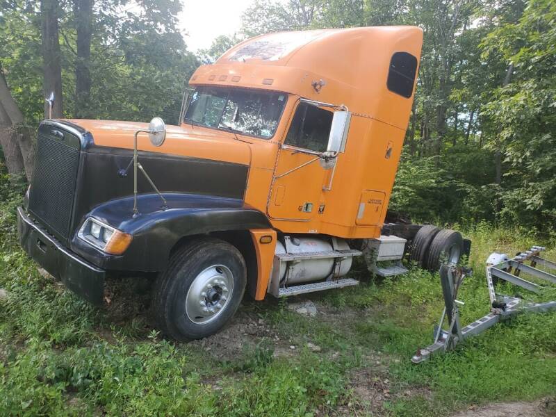 2003 Freightliner FLD120 for sale at AUTOMAR in Cold Spring NY