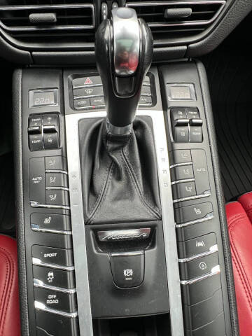 2020 Porsche Macan