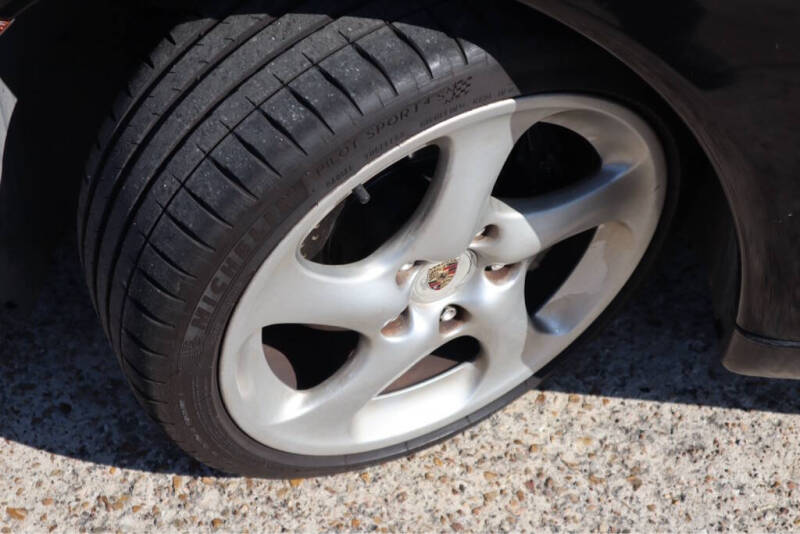 2003 Porsche 911 Carrera