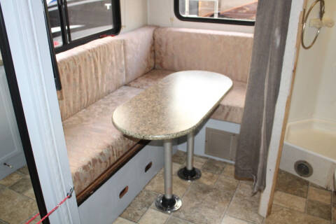 2010 Fleetwood RV Quest 24E-CSA 3.0 Liter