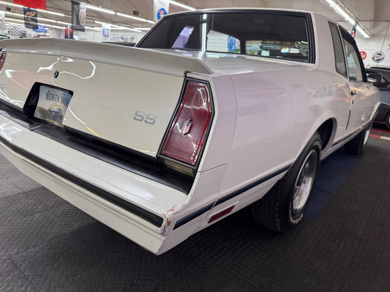 1984 Chevrolet Monte Carlo 28