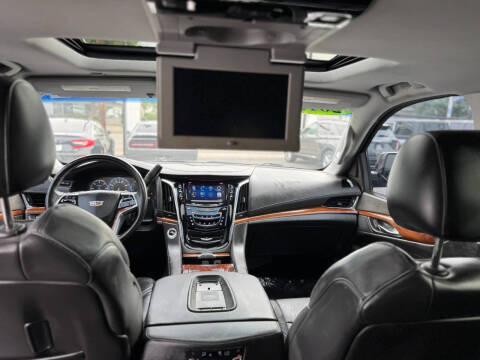 2015 Cadillac Escalade Premium