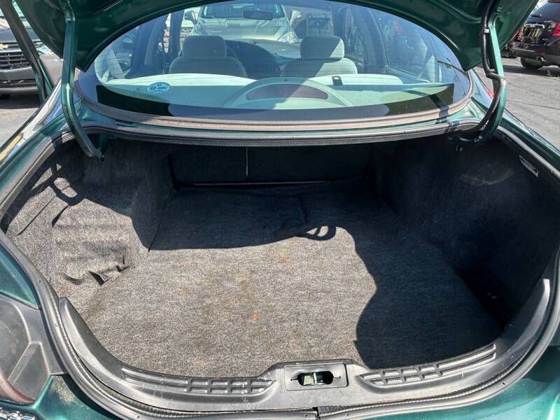 1999 Ford Taurus SE