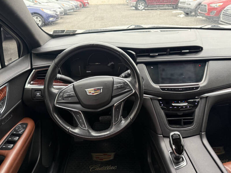 2019 Cadillac XT5 Luxury
