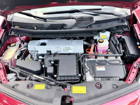 2014 Toyota Prius v Three