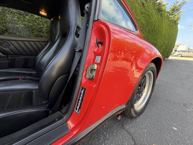 1988 Porsche 911 Carrera