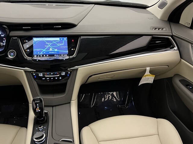 2025 Cadillac XT6 Premium Luxury