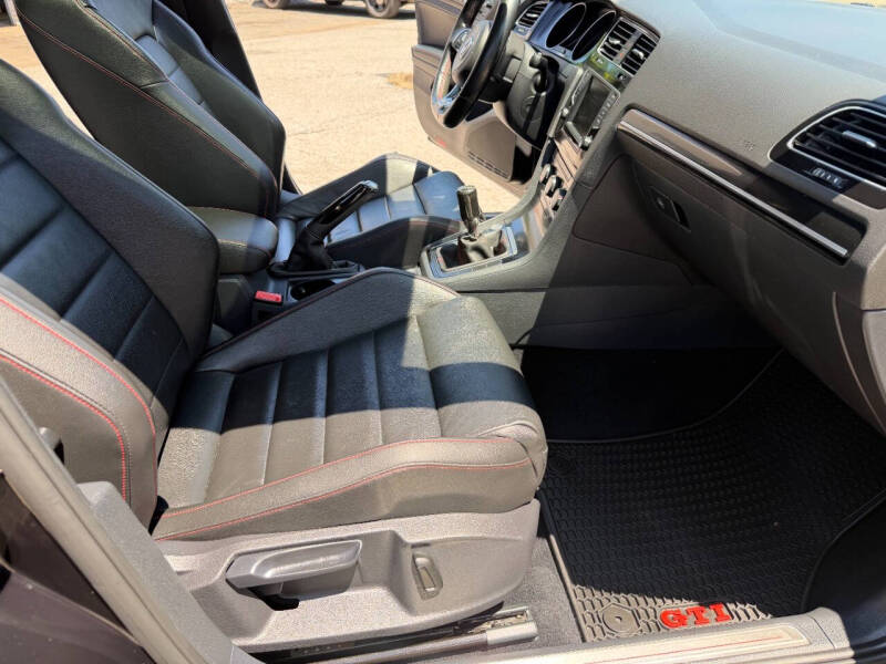 2016 Volkswagen Golf GTI SE