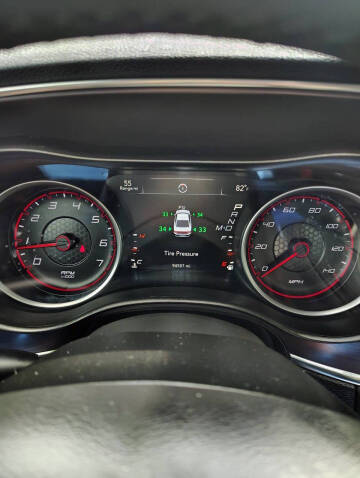 2016 Dodge Charger SE