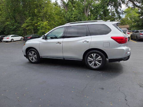 2020 Nissan Pathfinder SL