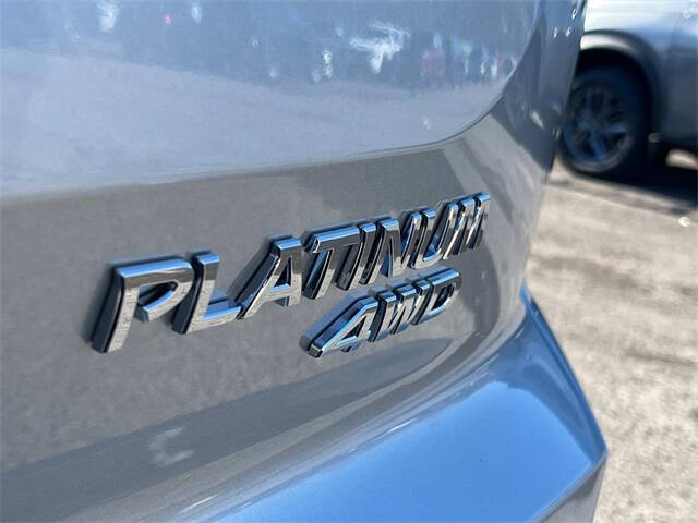2025 Nissan Pathfinder Platinum