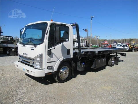 2018 Isuzu NRR