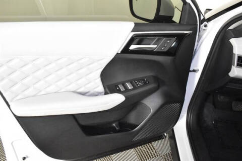 2023 Mitsubishi Outlander SEL