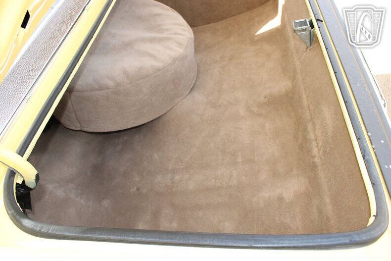 1972 Ford Thunderbird