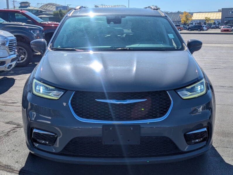 2021 Chrysler Pacifica Hybrid Touring
