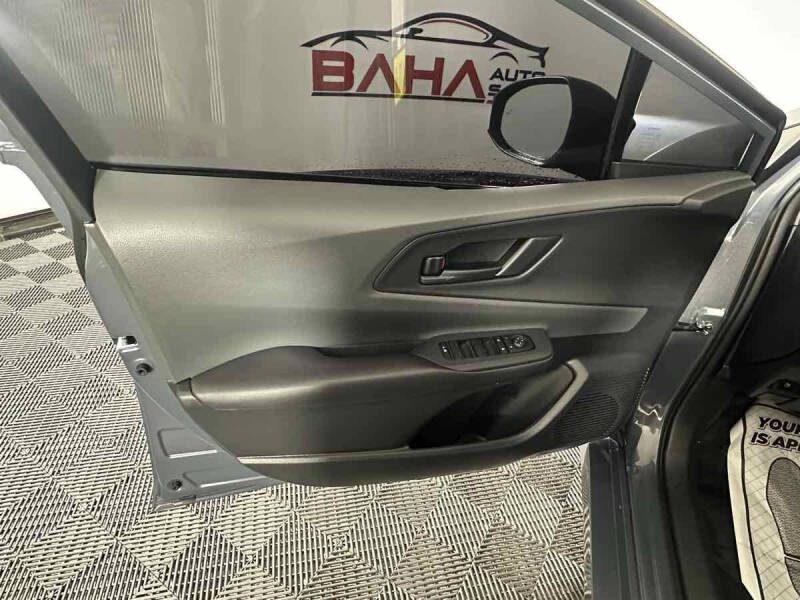 2024 Toyota Prius LE