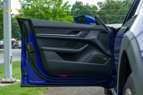 2025 Porsche Taycan 4 Cross Turismo