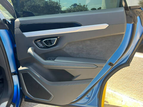 2021 Lamborghini Urus