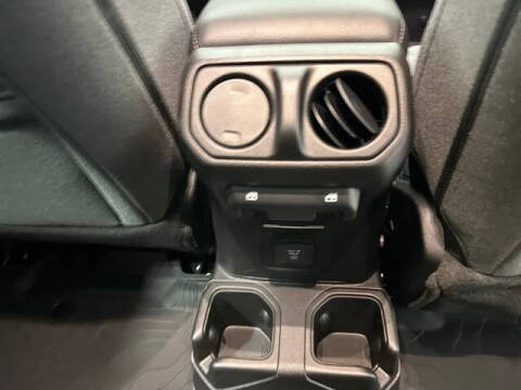 2025 Jeep Gladiator Willys