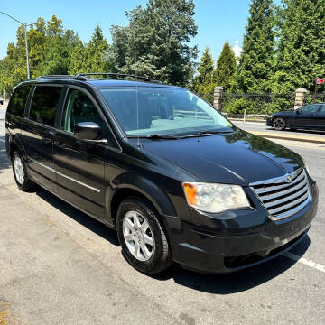 2010 Chrysler Town and Country Touring