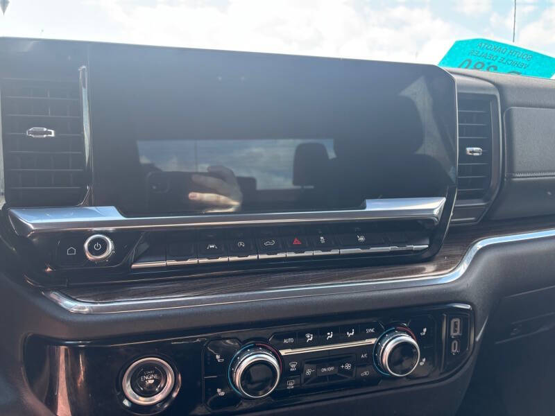 2023 GMC Sierra 1500 Elevation Standard