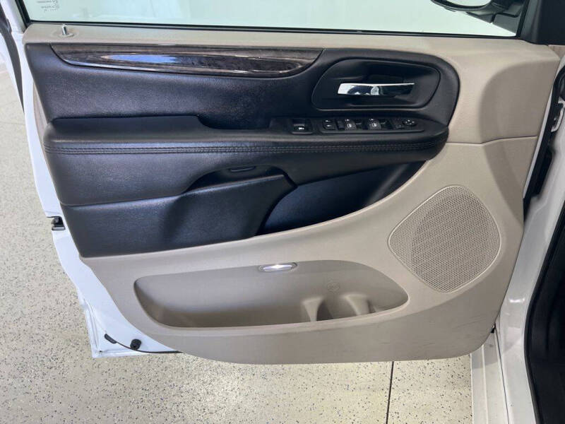 2020 Dodge Grand Caravan SE