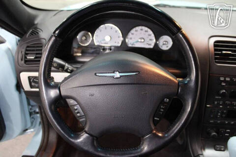 2003 Ford Thunderbird