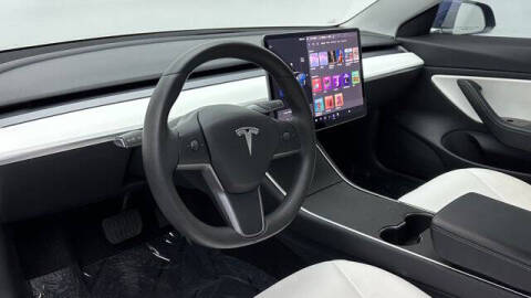 2020 Tesla Model 3 Standard Range