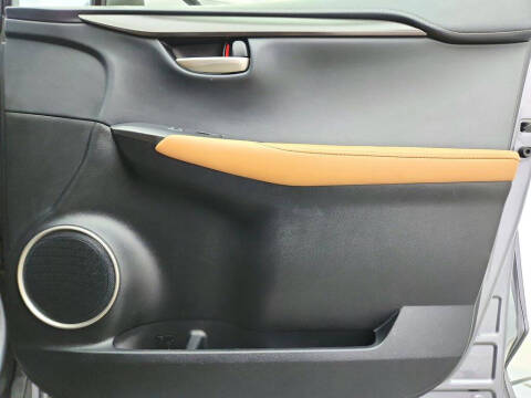 2017 Lexus NX 200t