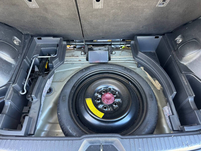 2012 Scion xB Base photo 18