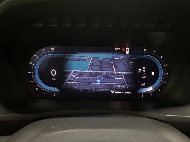 2025 Volvo XC90 B5 Core Bright Theme