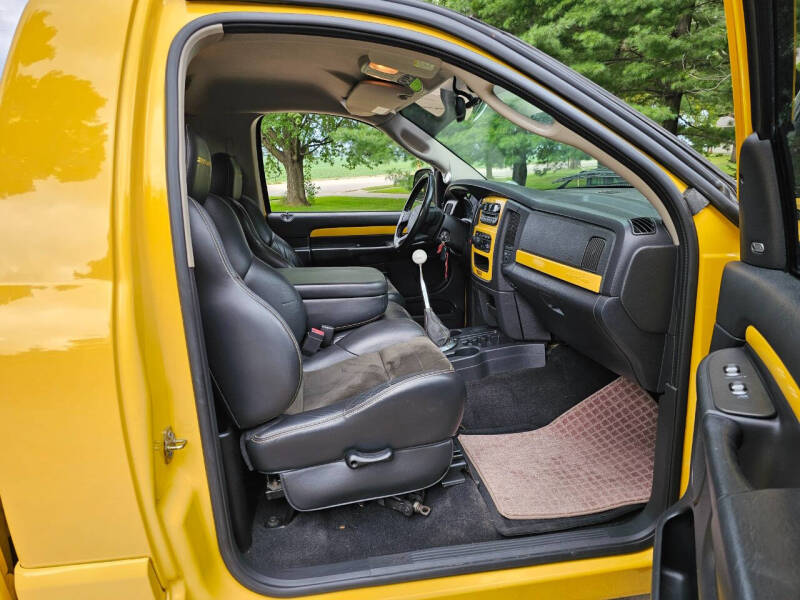 2005 Dodge Ram 1500 SRT-10