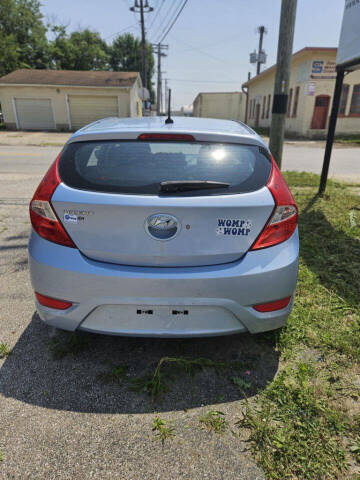 2012 Hyundai Accent GS