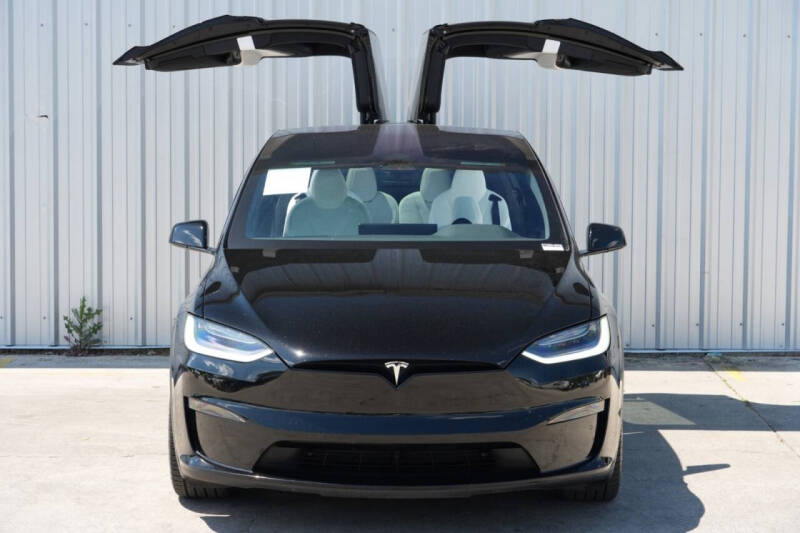 2023 Tesla Model X Standard Range