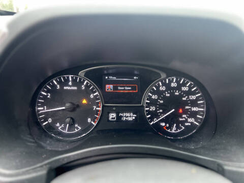 2014 Nissan Pathfinder SL