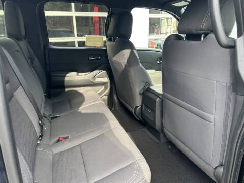 2023 Nissan Frontier S