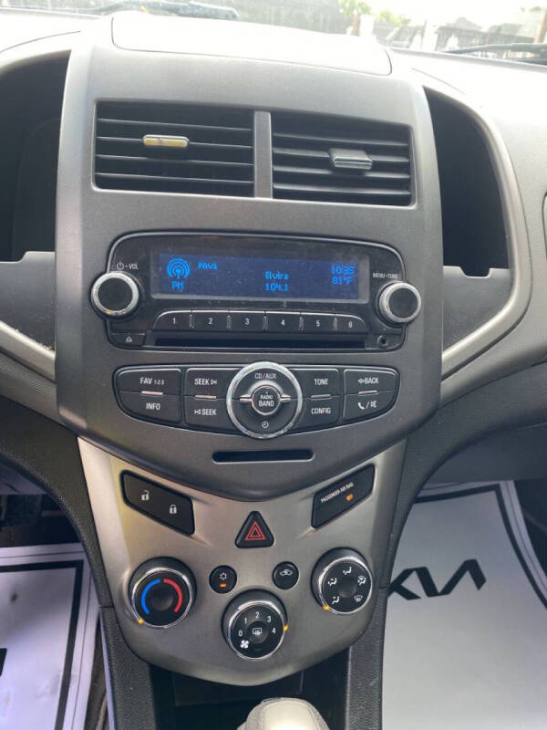 2013 Chevrolet Sonic LT Auto