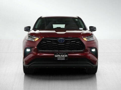2024 Toyota Highlander Hybrid XLE