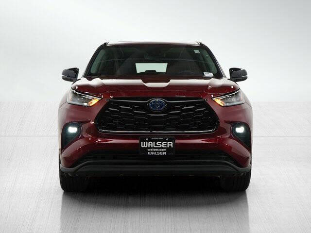 2024 Toyota Highlander Hybrid XLE