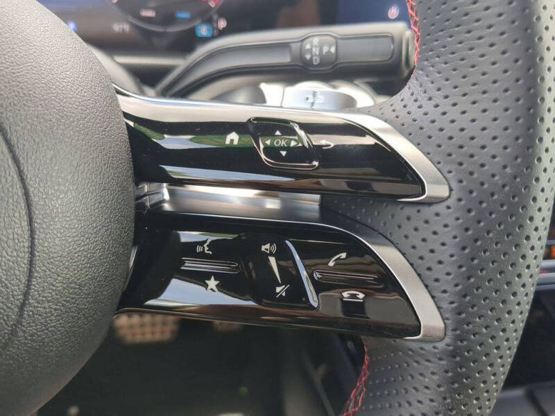 2024 Mercedes-Benz GLB GLB 250