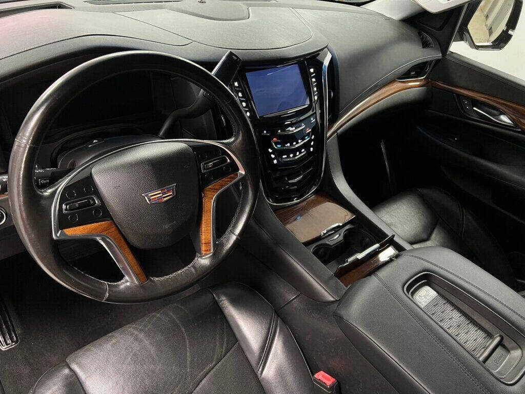 2015 Cadillac Escalade for sale at Conway Imports in   Streamwood, IL