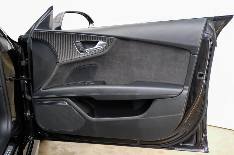 2016 Audi RS 7 4.0T quattro Prestige